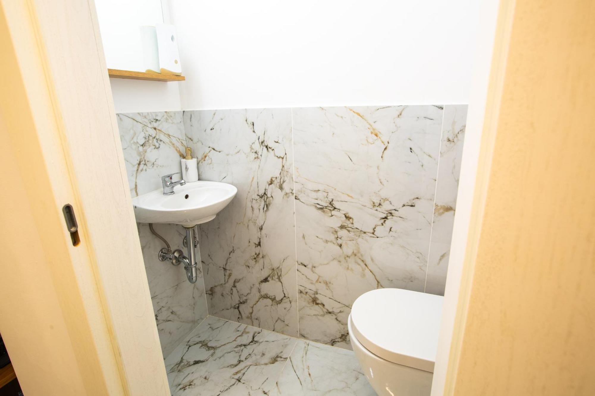 Aisha Hostel Ljubljana Dış mekan fotoğraf